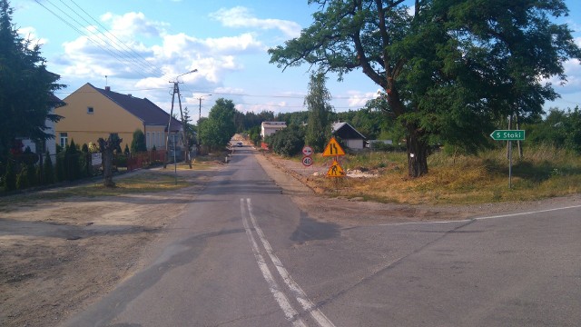 W sobotę będzie remontowany odcinek drogi w miejscowości Poświętne.