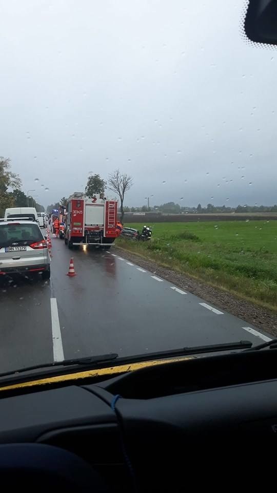 Kierowca forda trafił do szpitala po wypadku w Dobrzyniewie...