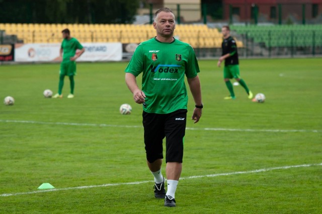 Trener Stali Stalowa Wola Andrzej Kasiak ma pełne wsparcie działaczy Piłkarskiej Spółki Akcyjnej.