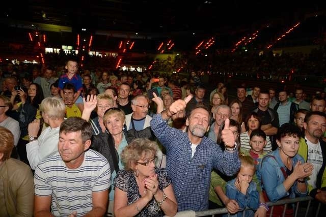 Na sali można było spotkać publiczność w różnym wieku