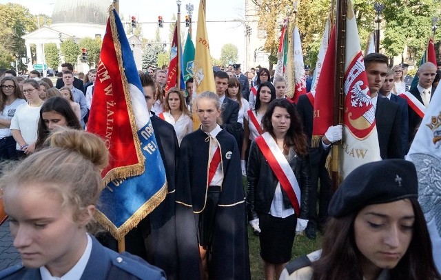 W tej uroczystości wzięło udział bardzo dużo młodych inowrocławian. Zadowoleni z tego byli seniorzy.