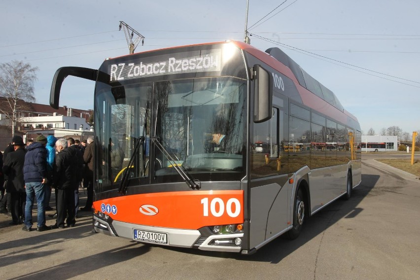 W MPK Rzeszów jeździ 10 autobusów elektrycznych. Wraz z...