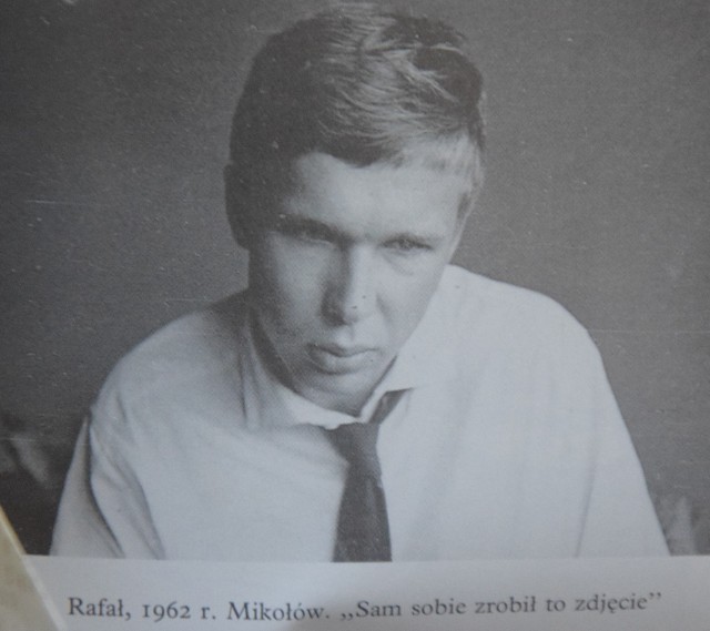 Zdjęcie Rafała Wojaczka zamieszczone w książce Macieja Szczawińskiego pt. "Rafał Wojaczek, który był"