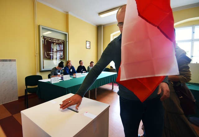 Okręgowe komisje wyborcze na starym mieście w Toruniu
