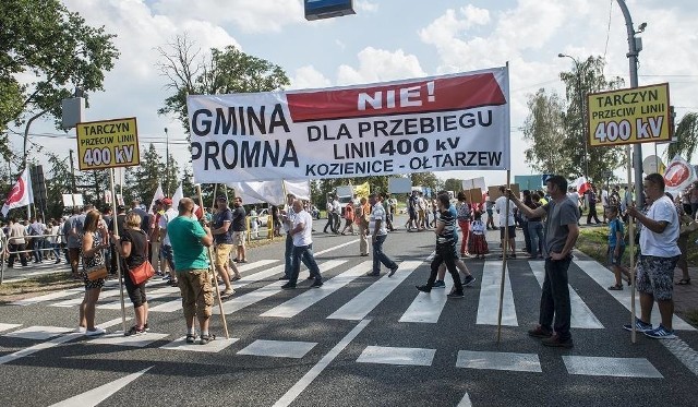 Mieszkańcy kilku gmin z północy regionu blokowali już trasę numer 7 w Pamiątce koło Grójca kilka tygodni temu.