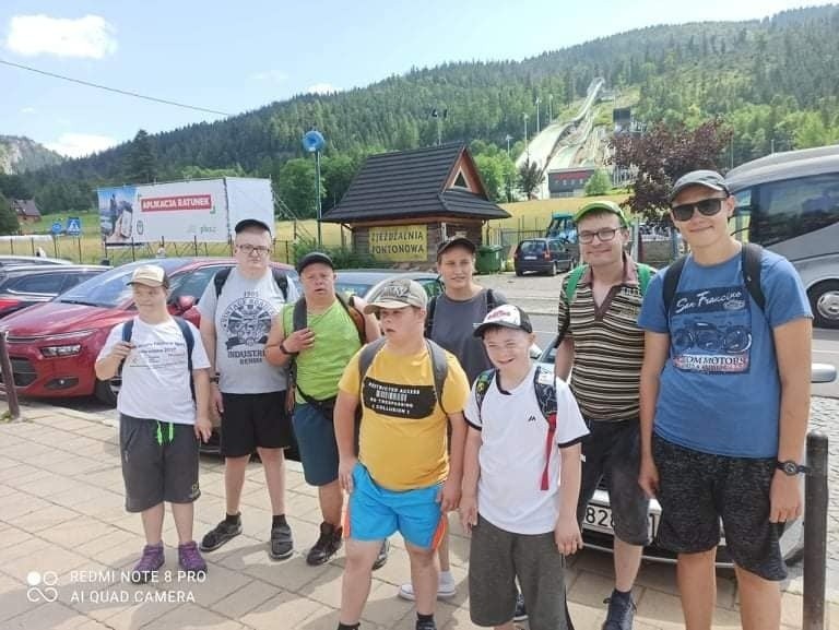 Młodzi sportowcy ze szkół specjalnych w Adamowie, w powiecie białobrzeskim doskonalą umiejętności podczas obozu w Zakopanem