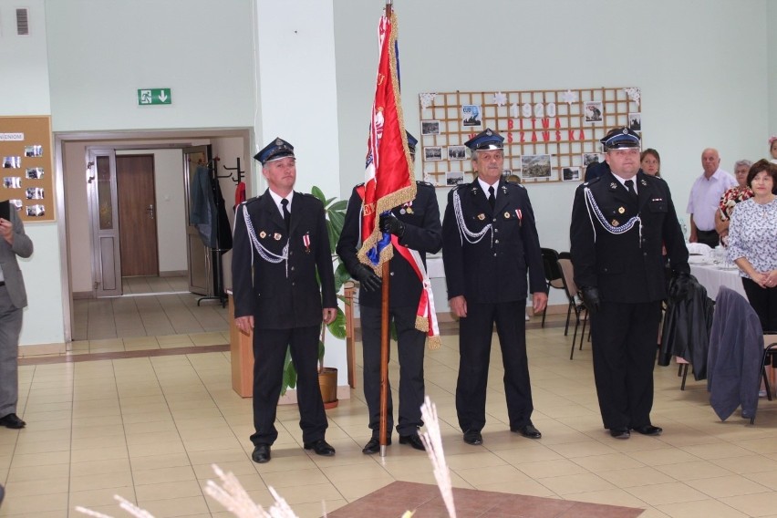 W Nowym Kamieniu, w gminie Dwikozy oddano hołd uczestnikom Bitwy Warszawskiej. W walce polegli także mieszkańcy gminy [ZDJĘCIA]