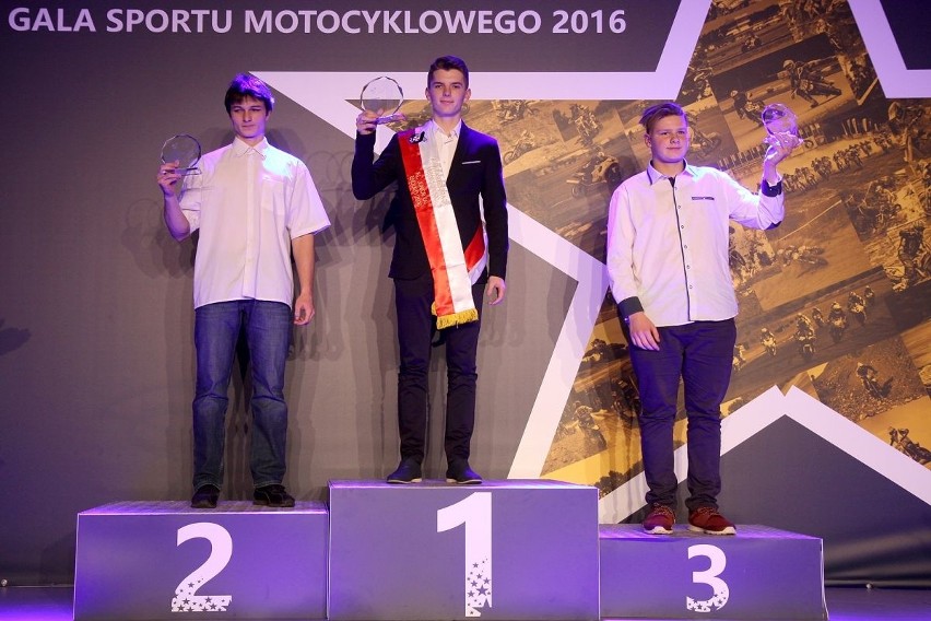 Zawodnicy KTM Novi Korona na gali w Centrum Olim-pijskim