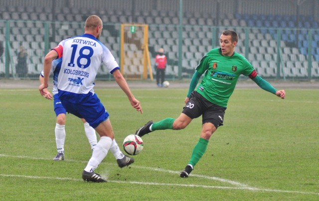 Radosław Mikołajczak (z prawej) będzie grał w Radomiaku Radom