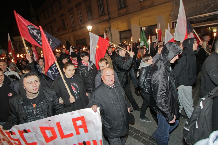 Kraków: 700 osób uczestniczyło w marszu NOP [NOWE ZDJĘCIA]