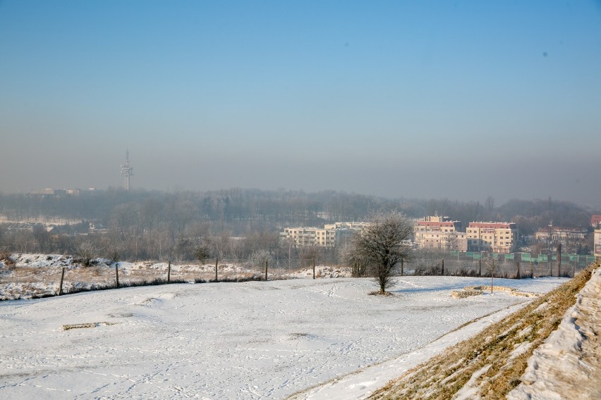 Smog wrócił do Małopolski, normy znacznie przekroczone [DANE]