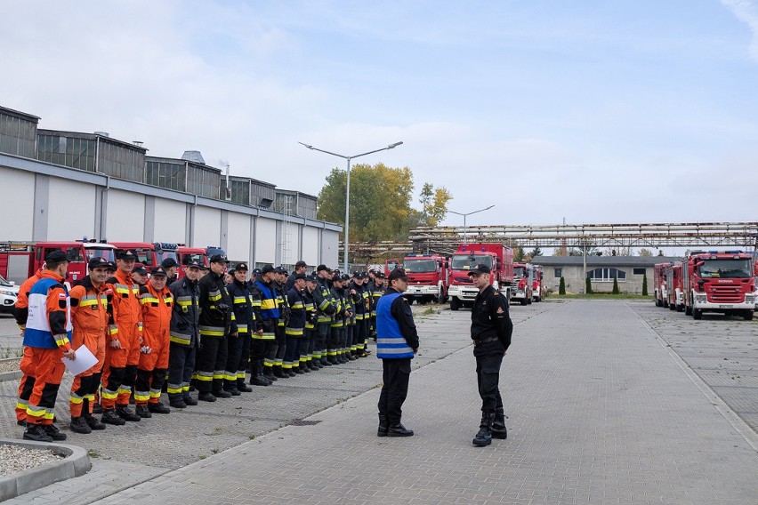 Małopolscy strażacy ćwiczyli w Zakładach Mechanicznych Tarnów [ZDJĘCIA]
