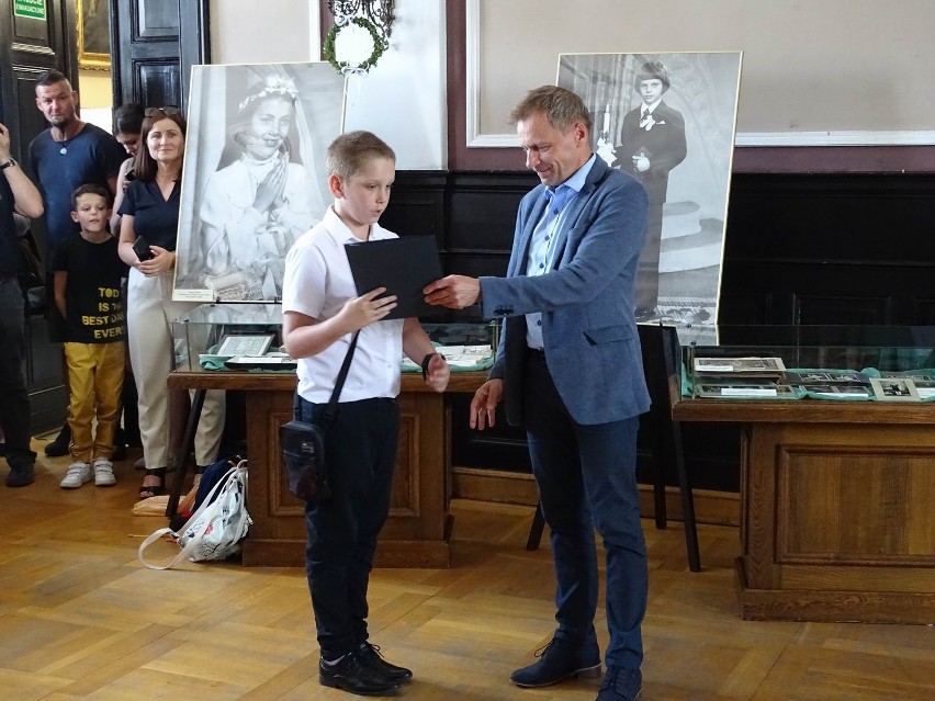 Wręczenie nagród najlepszym uczniom chełmińskich szkół w...