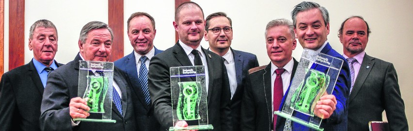 Od lewej: Jerzy Tomasik z rady powiatu puckiego, Jerzy...