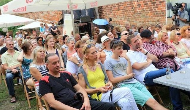 Piosenka francuska ma w Toruniu wierna publiczność