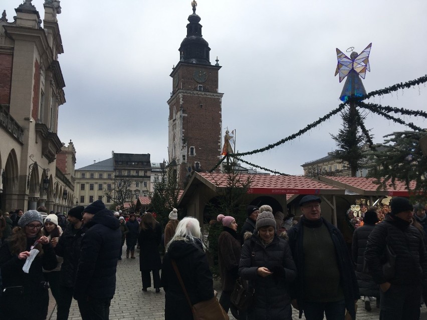 Jarmark bożonarodzeniowy w Krakowie potrwa do 1 stycznia...