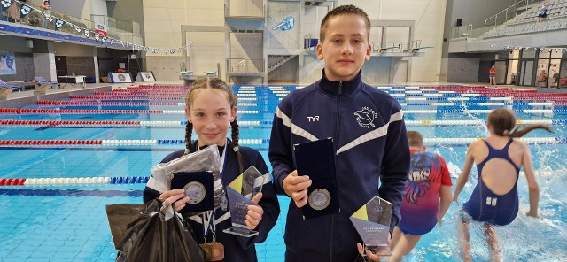 Blanka Krasowska i Bartosz Turbak z Delfna to najlepsi zawodnicy wiosennej edycji Podkarpackiej Ligi Pływackiej Dzieci 11-12 lat