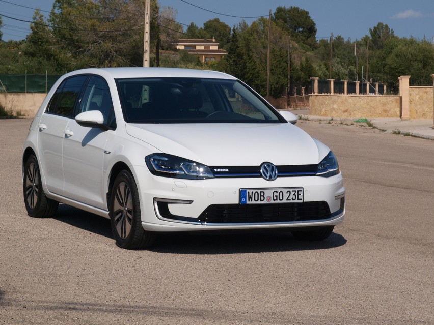 Volkswagen Golf VII facelifting...