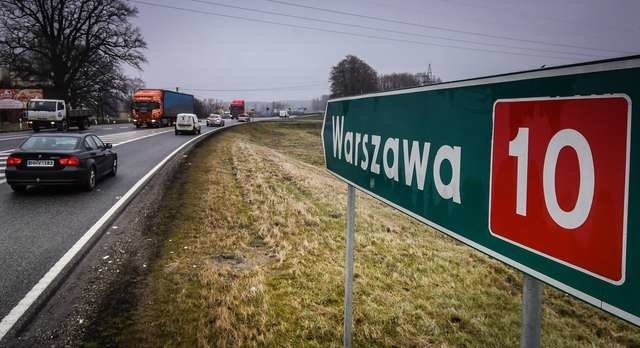 Jak zabiegać o drogę S10Skrzyżowanie Nowotoruńskiej i krajowej 10