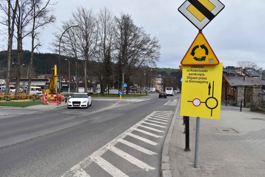 Przy rondzie Armii Krajowej rozpoczęły się roboty ziemne...