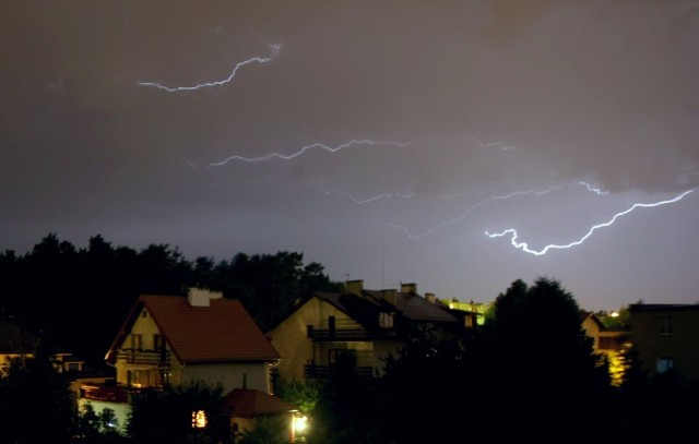 Znów mają się pojawić silne burze w regionie. Jest ostrzeżenie o zagrożeniu