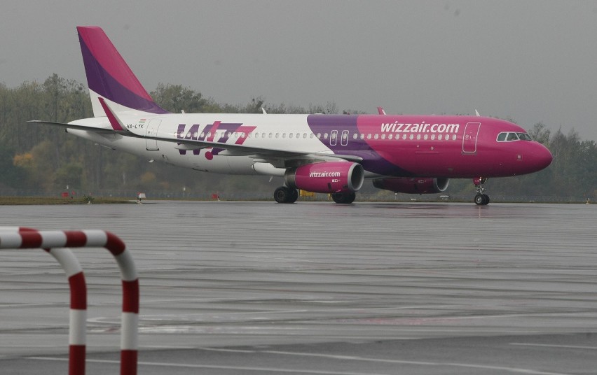 Węgierski Wizz Air otwiera bazę w Krakowie i zaczyna latać na 12 trasach. Na początek