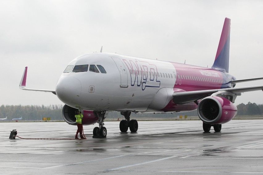 Węgierski Wizz Air otwiera bazę w Krakowie i zaczyna latać na 12 trasach. Na początek