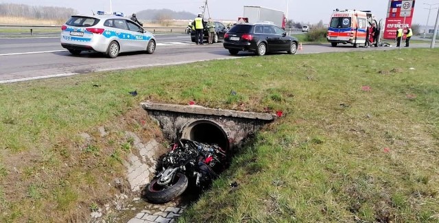 Śmiertelny wypadek na DK1 w Poczesnej. Zginął motocyklista