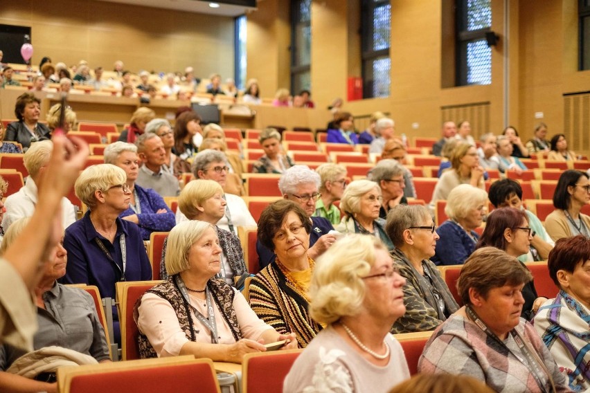 Tematem przewodnim konferencji był rak piersi. Lekarze...