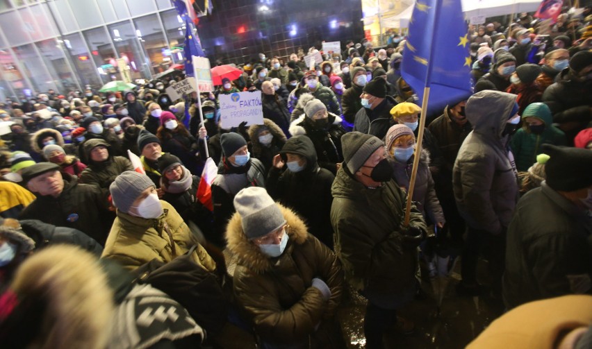 Na rynku w Katowicach także odbył się protest przeciwko...