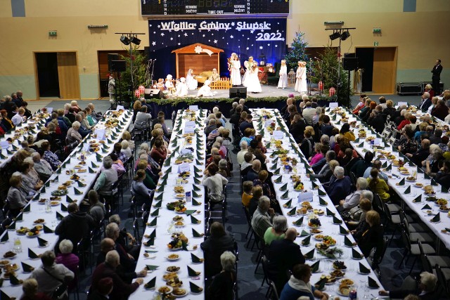 Wzorem lat ubiegłych gmina Słupsk zorganizowała w miniony weekend Wigilie Seniorów