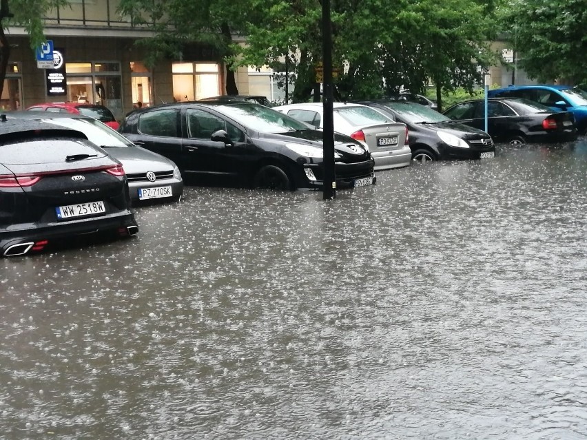 Poznań podczas wtorkowej nawałnicy...