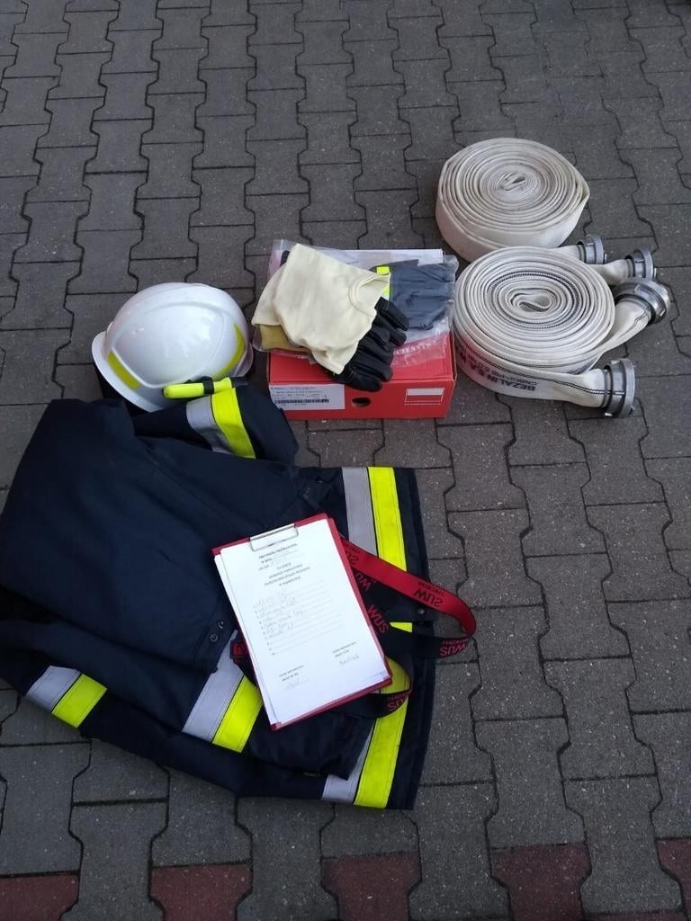 Takie przedmioty przekazali strażacy z powiatu wąbrzeskiego...