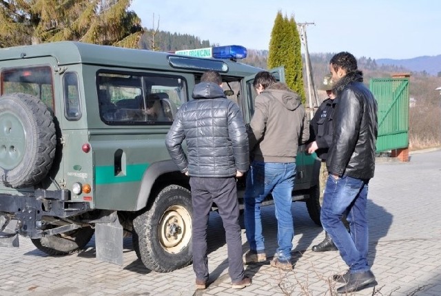 Trzech Syryjczyków zostało zatrzymanych blisko polsko &#8211; ukraińskiej granicy, niedaleko Stuposian.