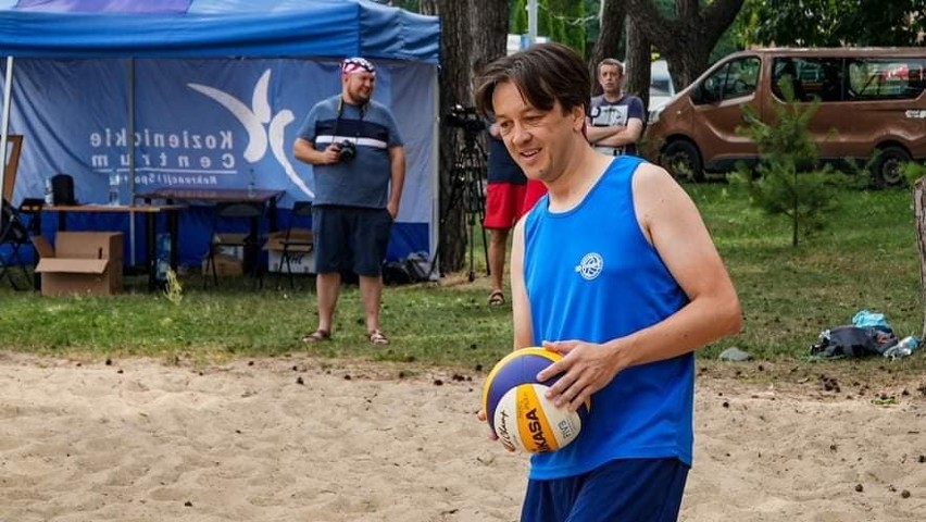 Amatorski Turniej Plażowej Piłki Siatkowej w Kozienicach. To była bardzo udana impreza - zobacz zdjęcia