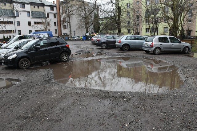 Jeden z mieszkańców określił podwórko jako reminiscencję czasów PRL