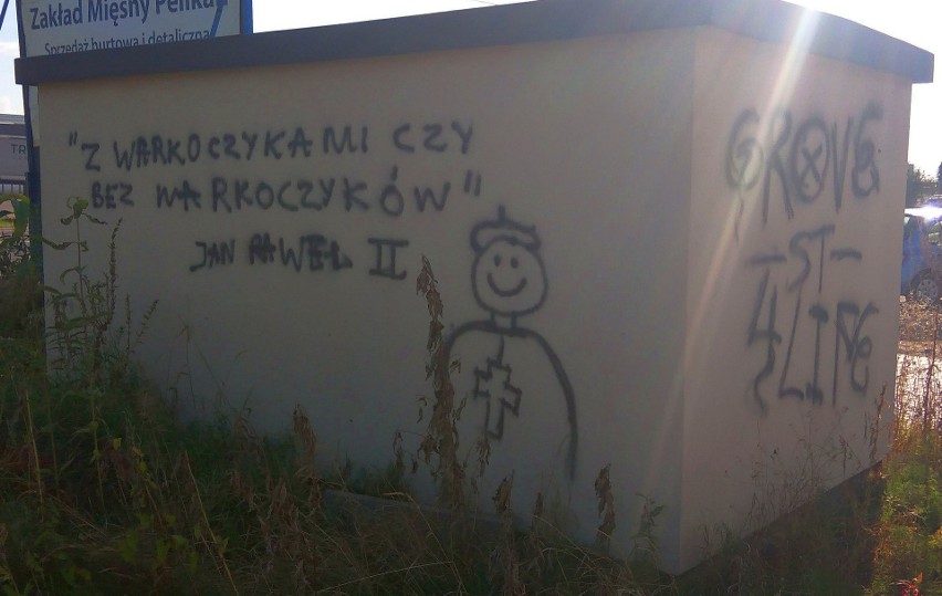 Dwuznaczne graffiti z papieżem Janem Pawłem II zniknie ze...