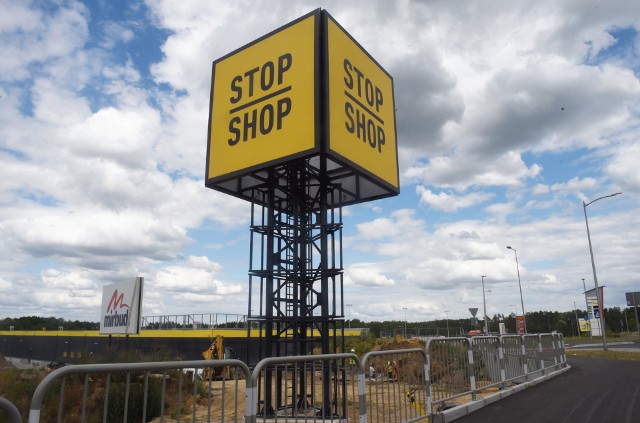 STOP SHOP w Zielonej Górze będzie liczył 14 sklepów i około 160 miejsc parkingowych.