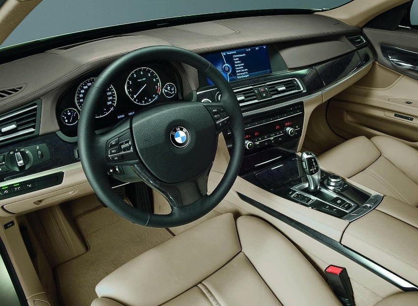 Gdy w 2008 roku zaprezentowano BMW serii 7 F01 i F02 (wersja...