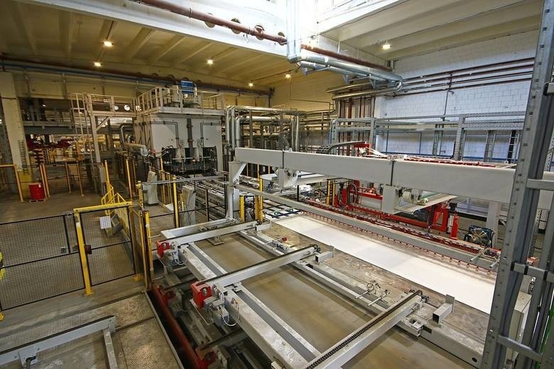 Nowa inwestycja w zakładzie płyt wiórowych Pfleiderer Grajewo. W fabryce powstaną nowe stacje nasypowe (zdjęcia)