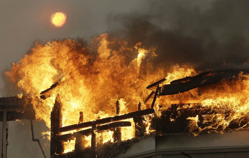 Tragiczne pożary w Kalifornii. Stan klęski żywiołowej w...