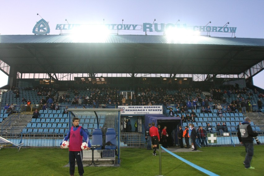 Trybuna na stadionie Ruchu Chorzów.