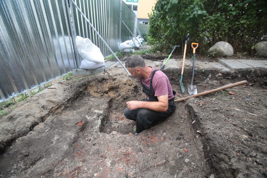 Praca archeologiczne na Rynku Nowym w Szczecinie