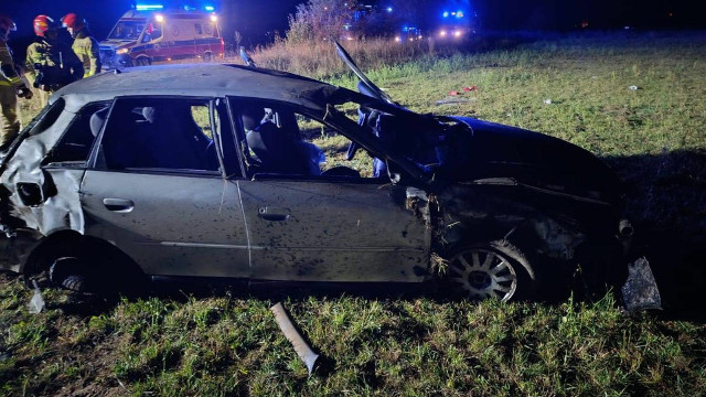 Pijany 20-latek w Kolonie Lipsk doprowadził do dachowania. Zginęła kobieta w ciąży!
