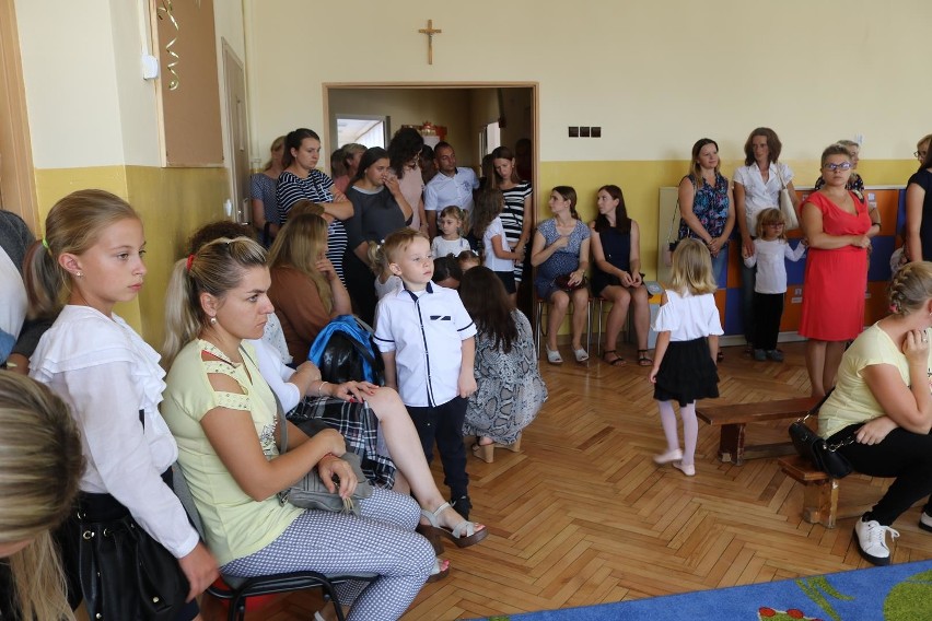 Uroczyste otwarcie oddziału przedszkolnego w Mirowie.