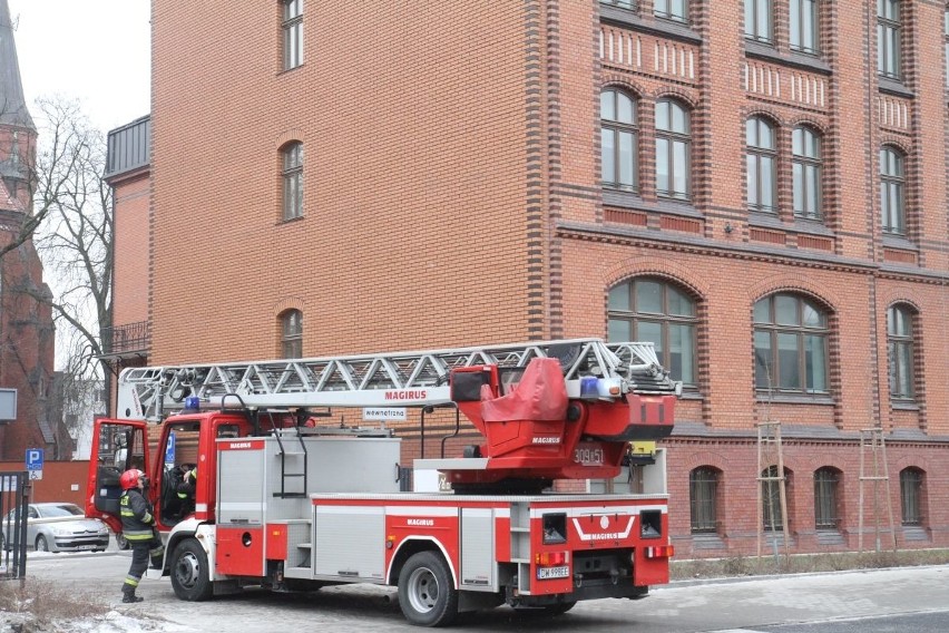 Interwencja strażaków przy ul. Dyrekcyjnej