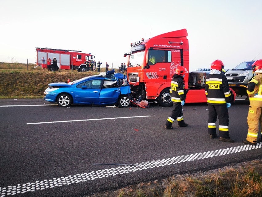 Kraksa kilku aut na S3. 10 osób zostało poszkodowanych