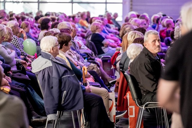 Targi Viva Seniorzy! odbędą się na Międzynarodowych Targach Poznańskich od 30 września do 1 października. Wydarzenie organizowane jest z okazji zbliżającego się ogólnopolskiego święta seniorów. Podczas wydarzenia zapowiedziano koncert Andrzeja Rosiewicza.