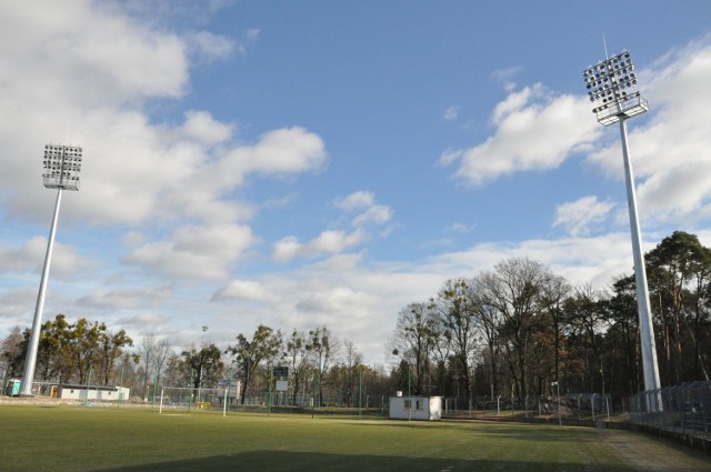 Jupitery na stadionie MKS-u Kluczbork.