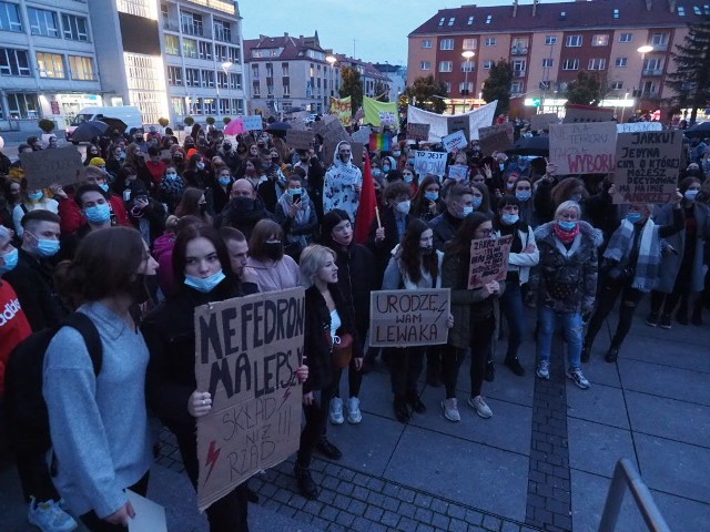 Tysiące protestujących na ulicach Koszalina